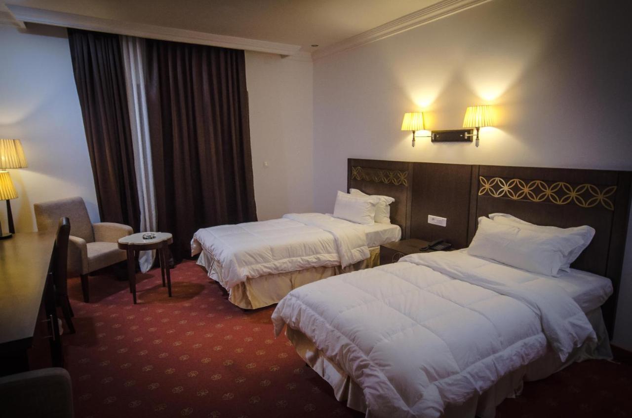 Hotel El Bey Costantina Esterno foto