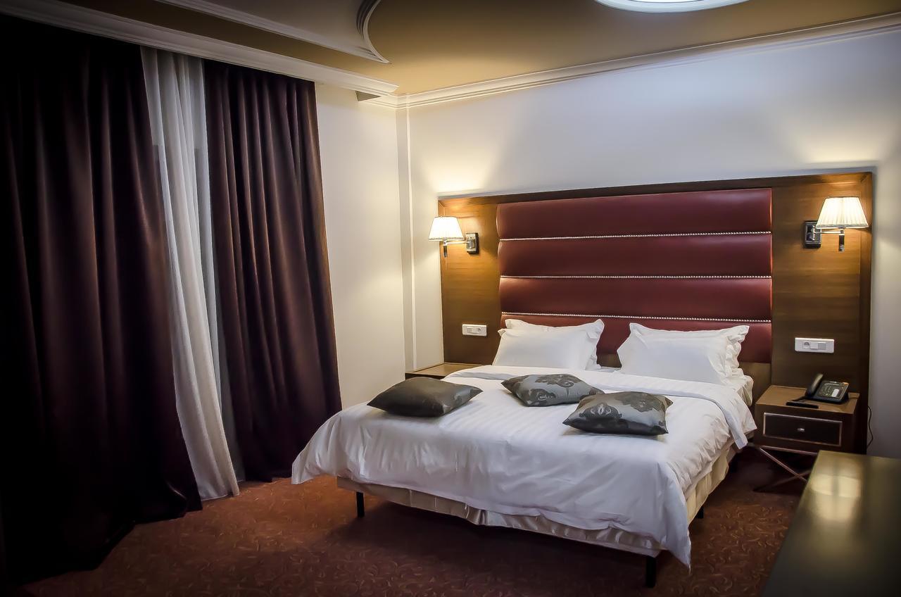 Hotel El Bey Costantina Esterno foto