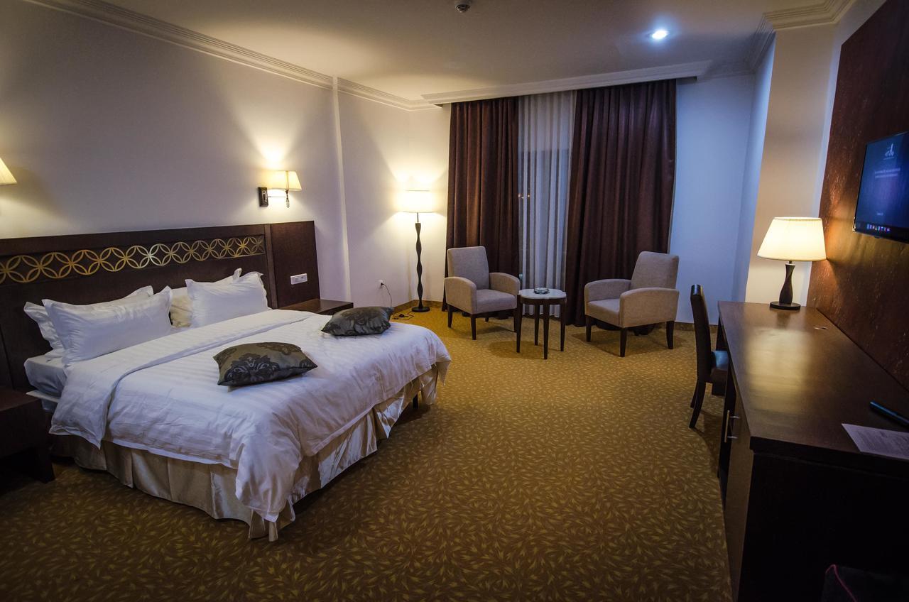 Hotel El Bey Costantina Esterno foto